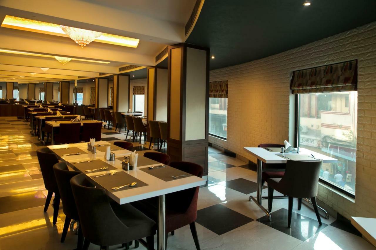 Ganges Grand Hotel Váránaszi Kültér fotó
