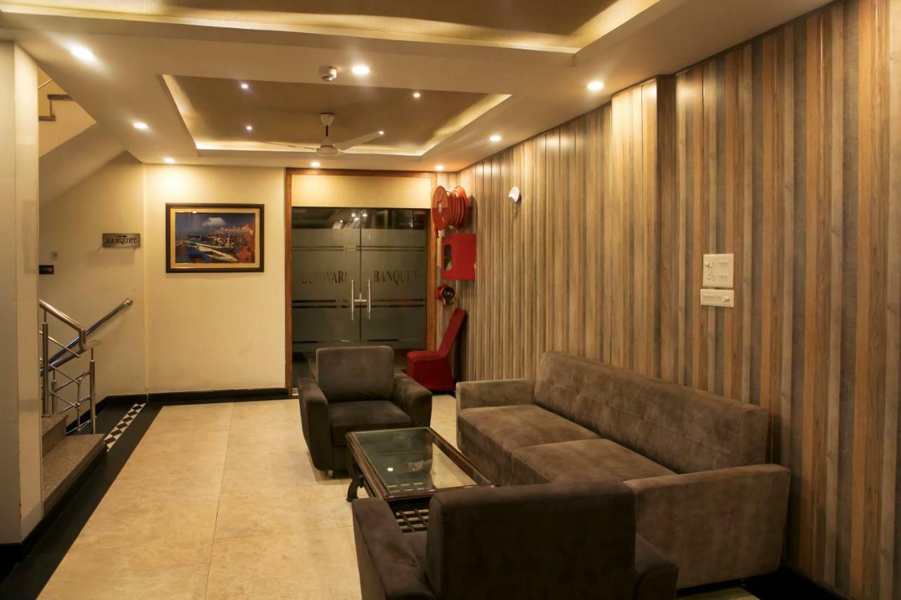 Ganges Grand Hotel Váránaszi Kültér fotó