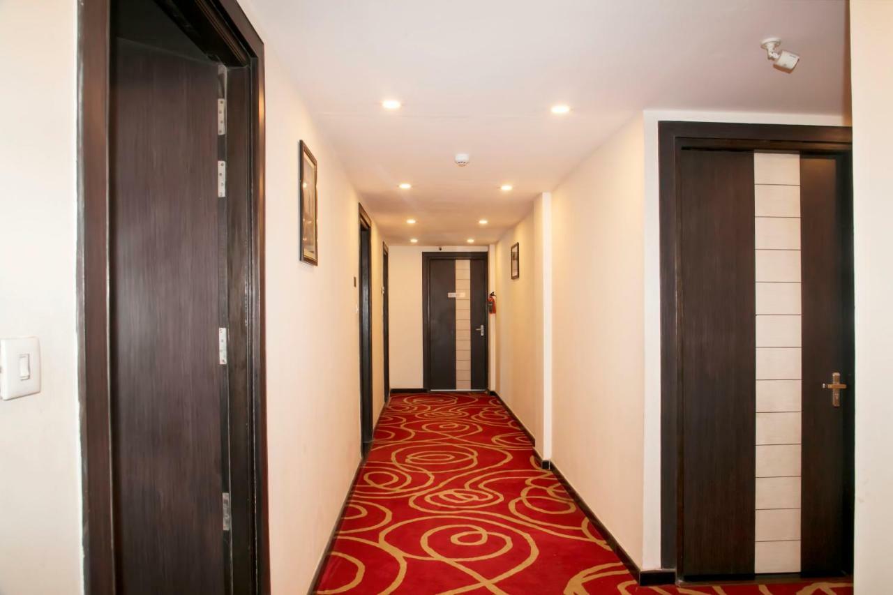 Ganges Grand Hotel Váránaszi Kültér fotó